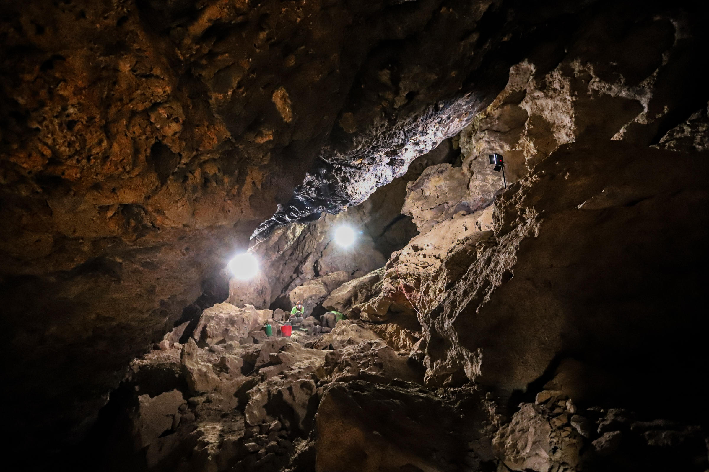 Interior-of-the-Cueva-De-Los-Murcielagos-De-Albunol.jpg