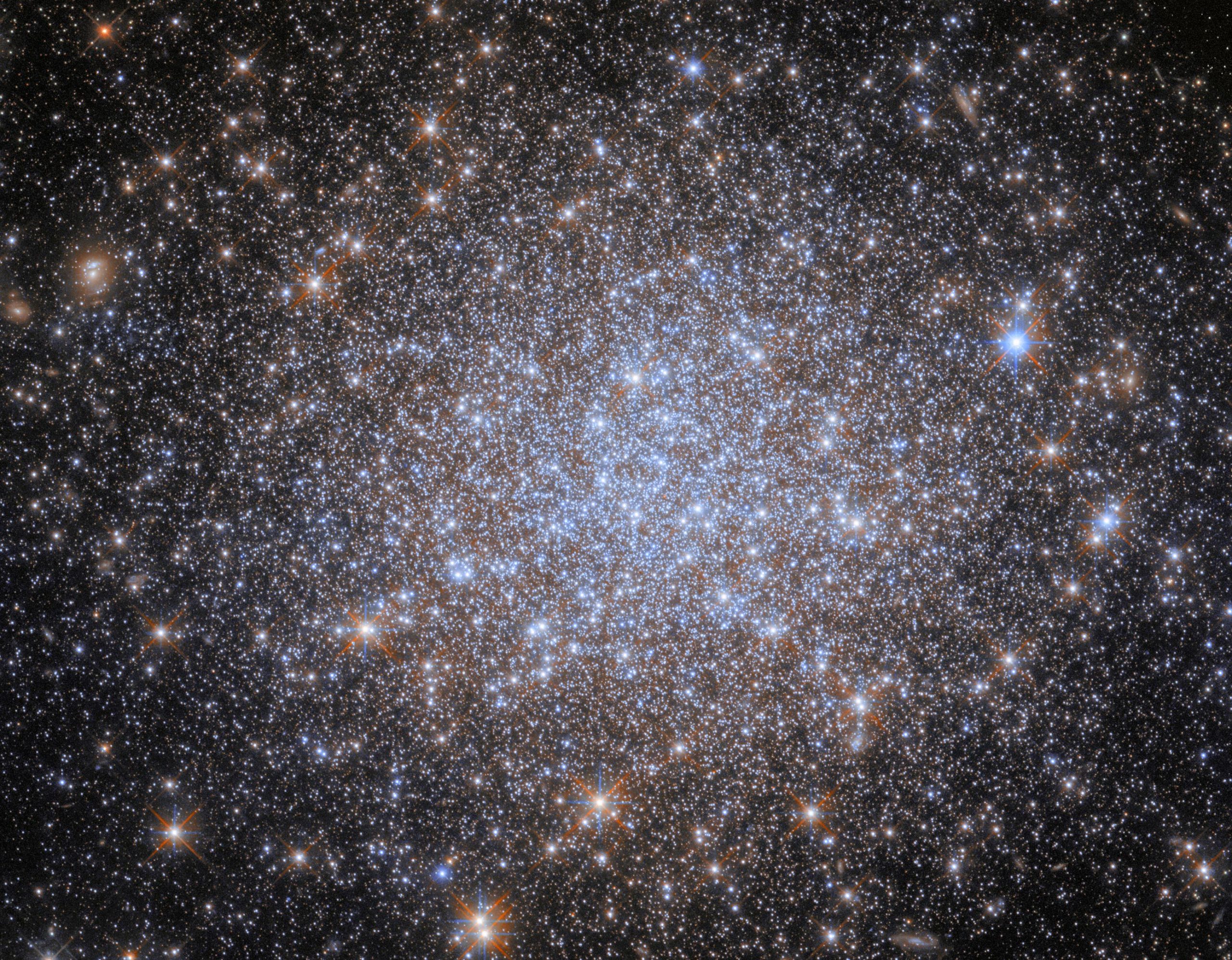 Globular-Cluster-NGC-1841-scaled.jpg