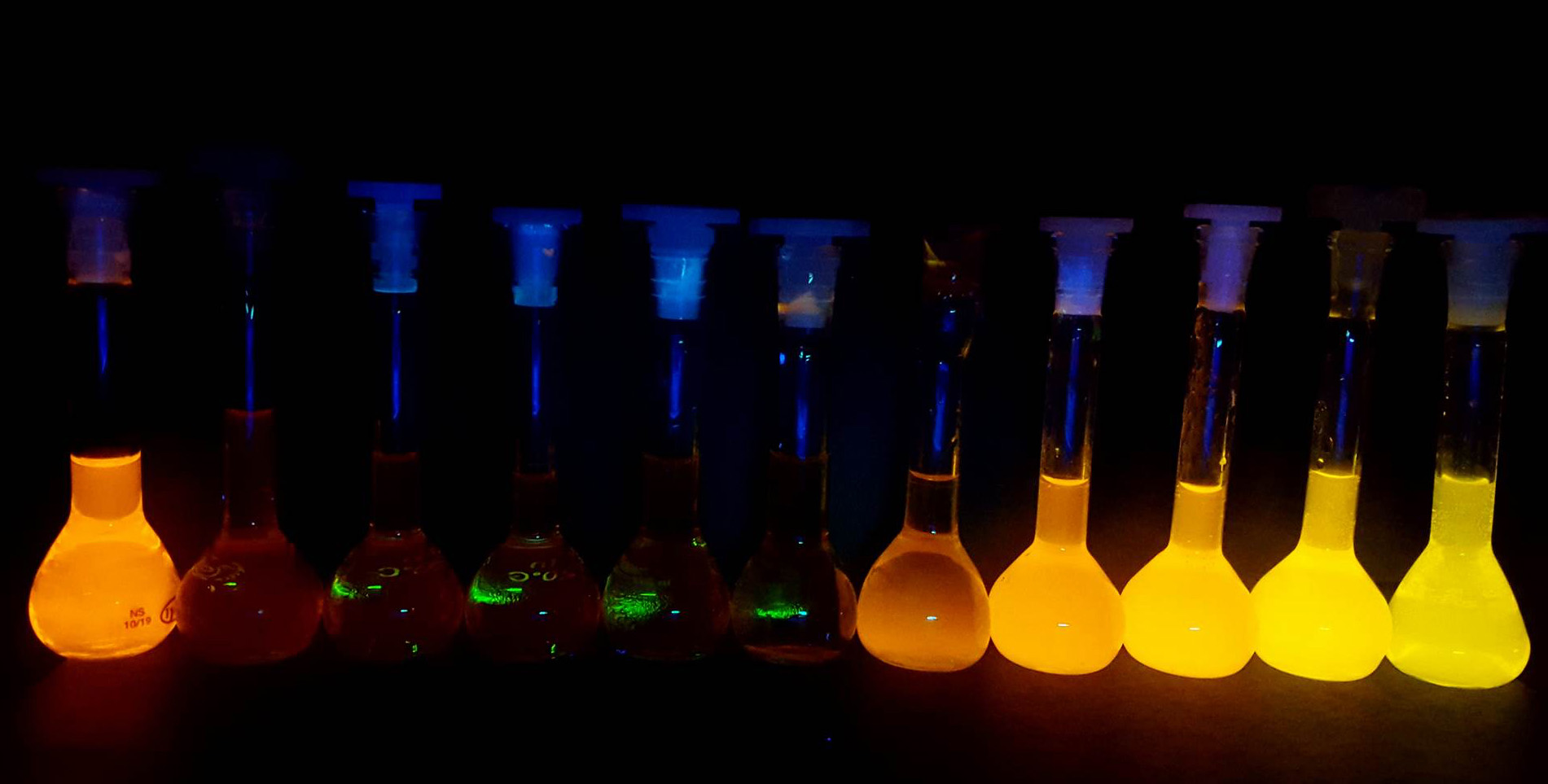 Luminescence-Changes-of-the-Same-Dye-Moving-From-Pure-Organic-Solvent-to-Water.jpg