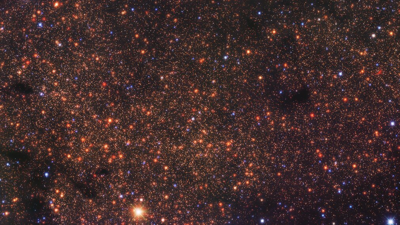 甚大望远镜发布人马座C的最新图片 靠近银河系中心黑洞